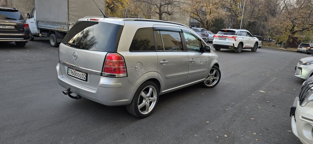 Opel Zafira B - 7 мест