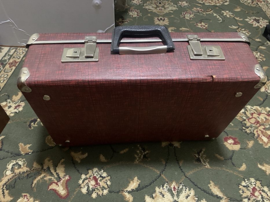 продам чемодан с СССР