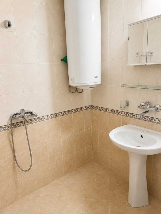 Дава се под наем Тристаен апартамент в Пловдив, Център - 72 кв.м за 380 € - Снимка #4