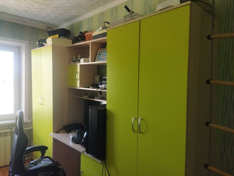 Мебель в детскую комнату