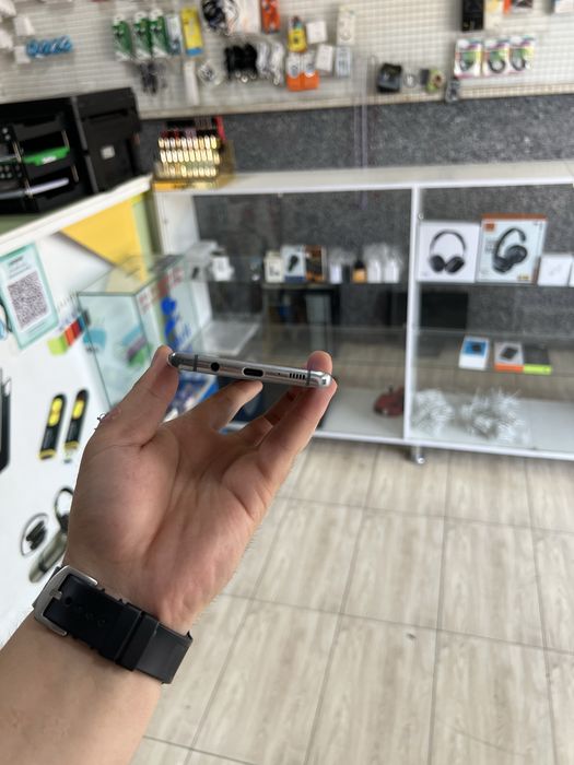 Samsung s10 5 g 256 srochna