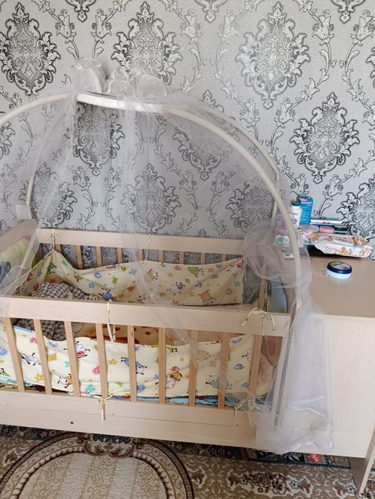 Bolalar Shkaf va kalebeli sotiladi