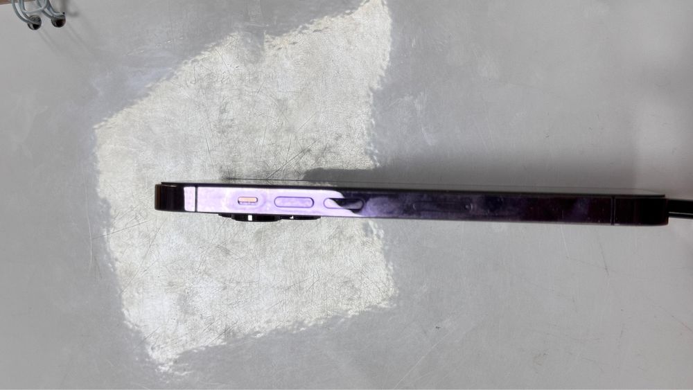 Айфон 14 pro. Не вскрытый, емкость 79