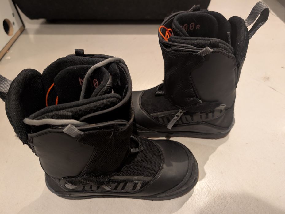 boots ThirtyTwo Jones boa