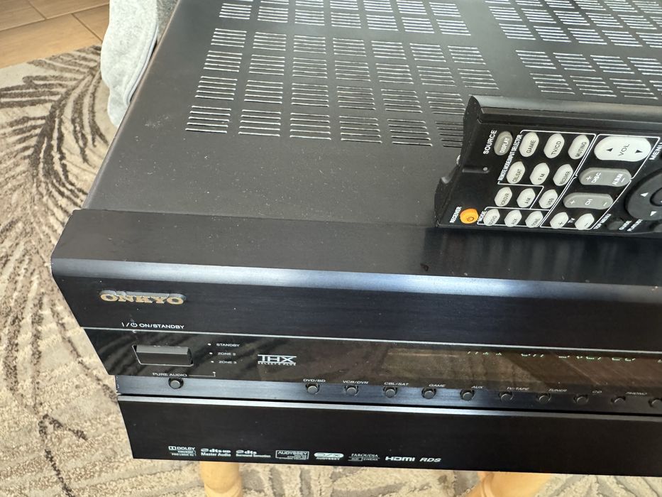 Onkyo TX-NR807 Качествен ресивър