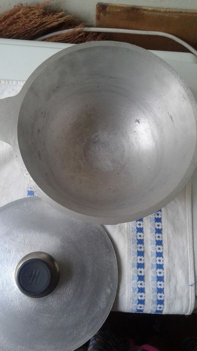 Казаны новые на 2 л.