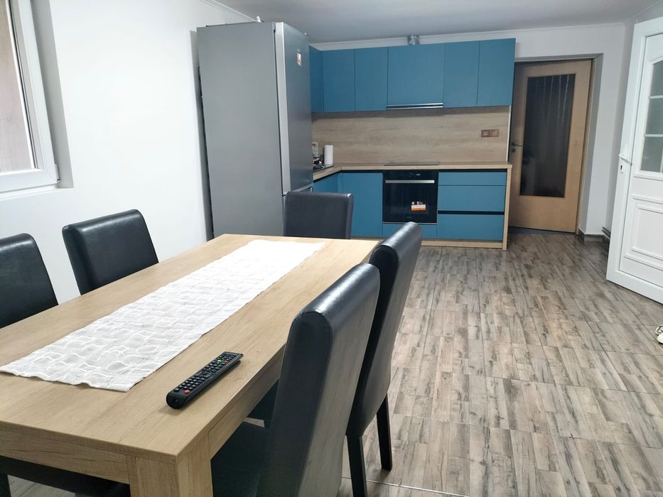 Vând Casa în Nojorid /Teren 887 mp