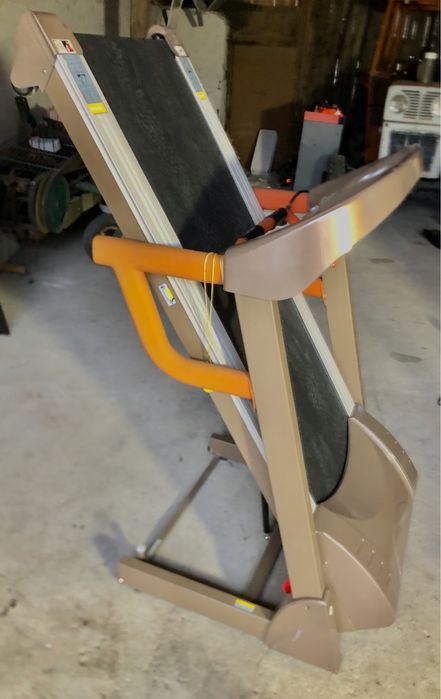 Vând bandă de alergat electrică