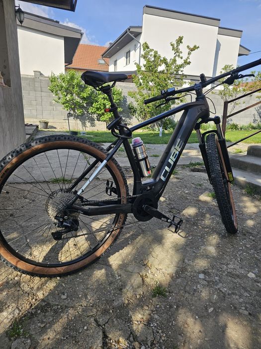 Bicicleta electrica CUBE XL/29