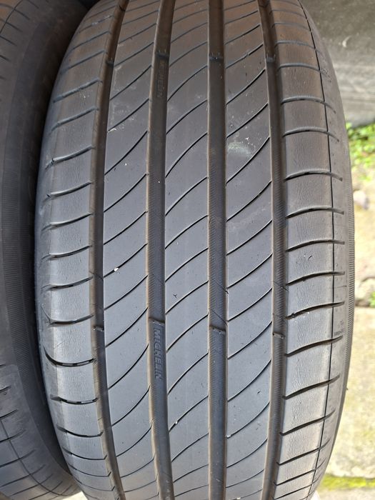 2бр 205/55/16  мишелин много запазени малко карани