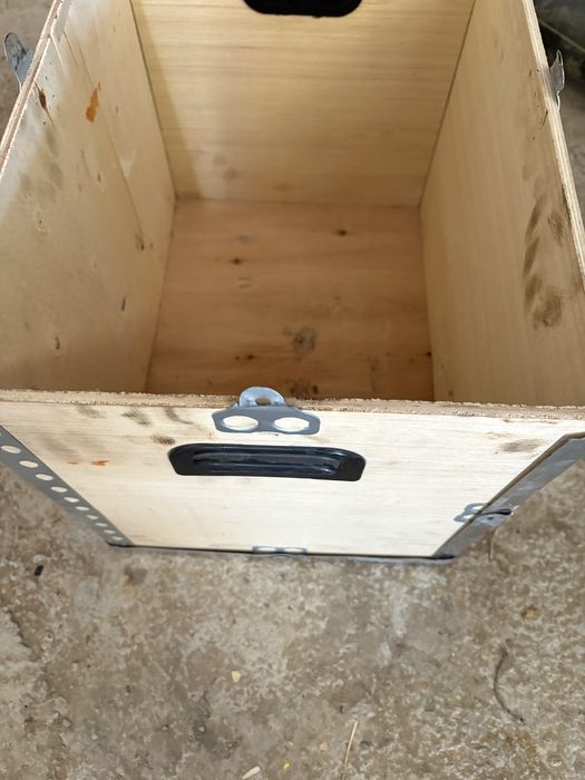 Калонка для машина и дома