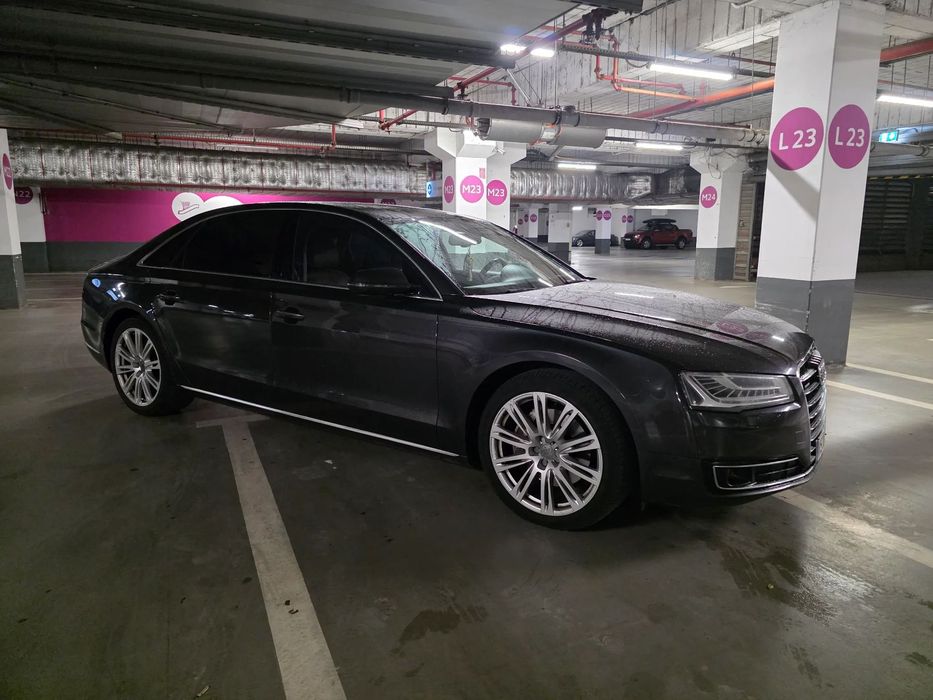 Audi A8 Accept schimburi