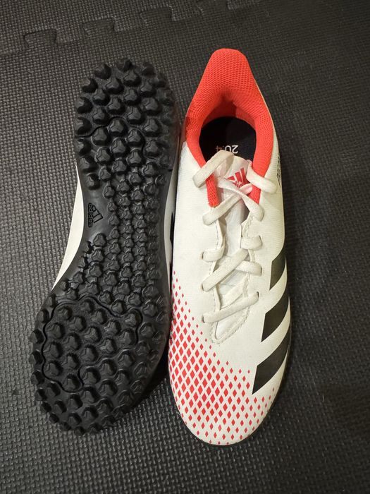 Стоножки Adidas Predator