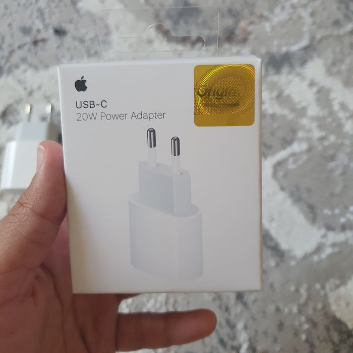 Адаптер для айфона 20W оргинал