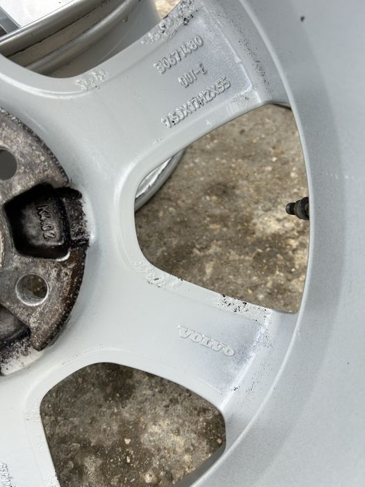 5х108 17 ски оргинални volvo