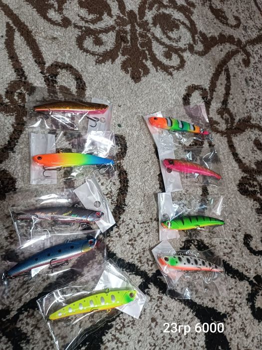 Продам блесна воблеры