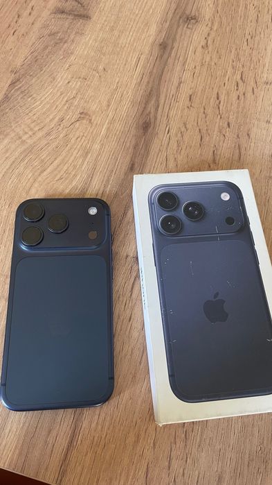 iPhone 17 pro 256, новый б/у