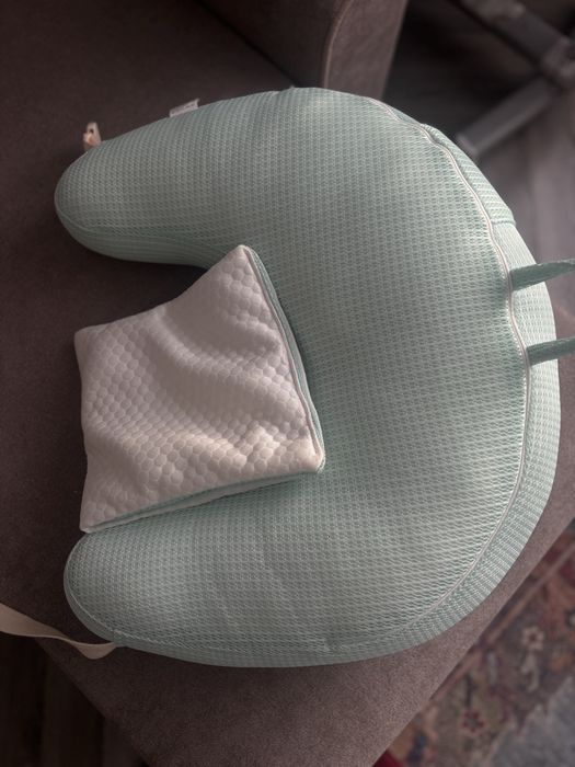 подушка для кормления