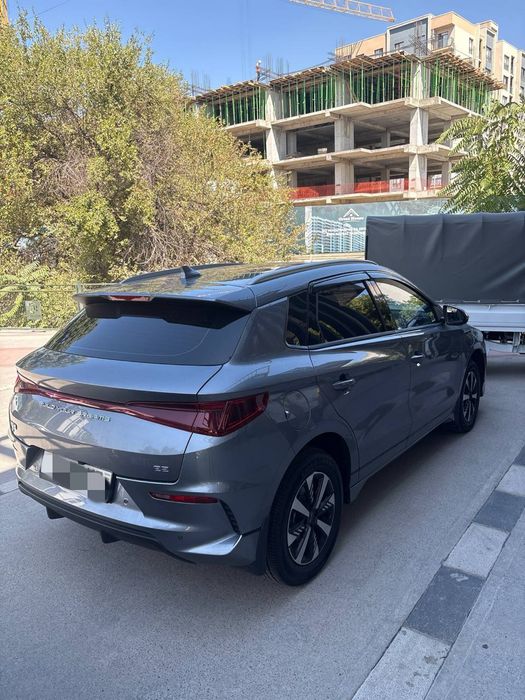 BYD e2 Luxury 405km! 2025 йил! Пробеги 12000км! Электро! Краскаси тоза