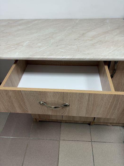 Продается кухонный шкаф