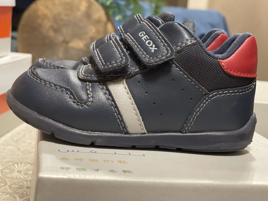 Pantofi Geox marimea 22