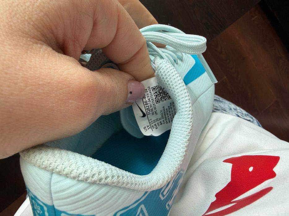 Nike детски бутонки 32