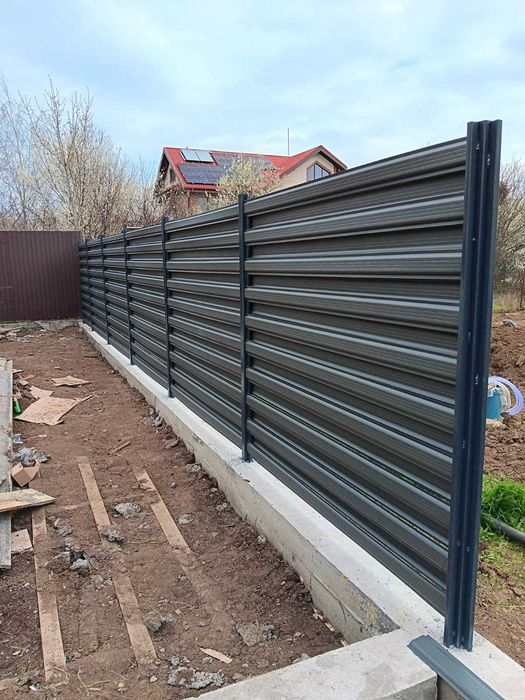 Garduri de diferite modele (sipca metalica, jaluzele, tabla plasa BCA)