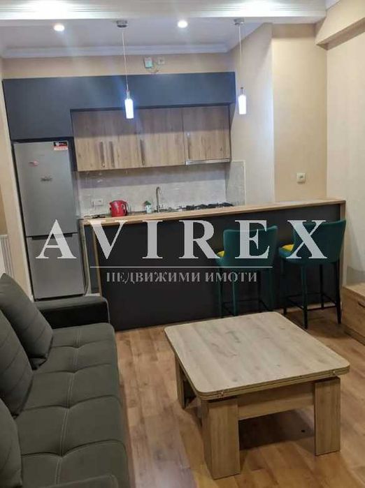 Дава се под наем Двустаен апартамент в Пловдив, Тракия - 60 кв.м за 204 € - Снимка #1