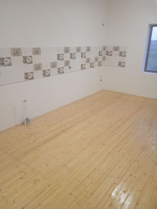 Uy sotiladi Jizzax zafaroboda