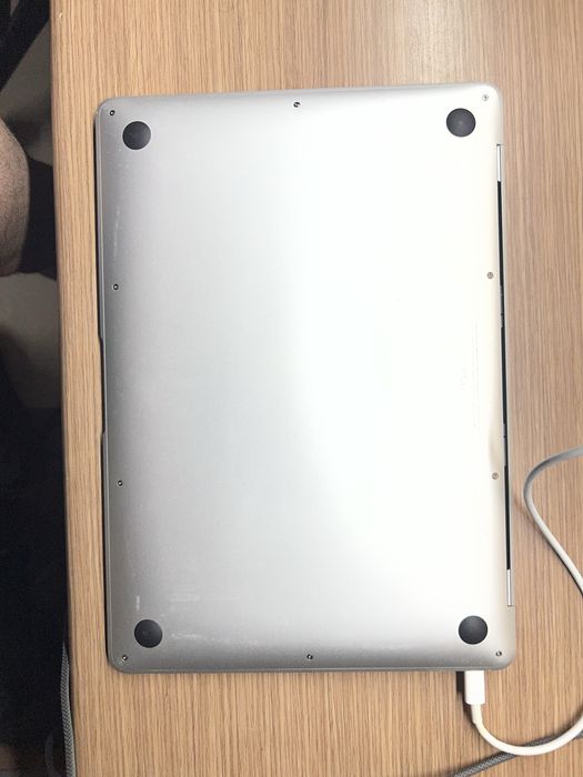 Apple MacBook Air 13 дьюймов, M1