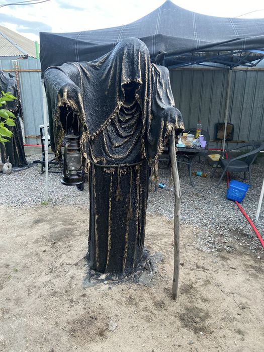 Садовая фигура -Монах