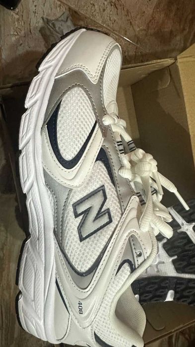 Продавам мъжки маратонки NEW BALANCE размер 41,5