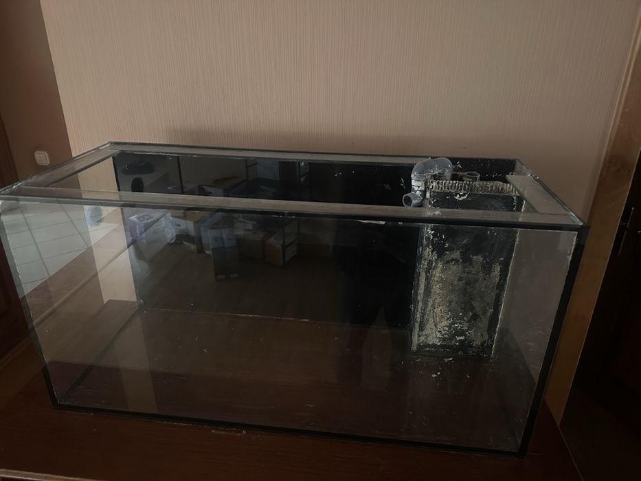 De vanzare acvariu pentru apa sarata !(acvariu marin)