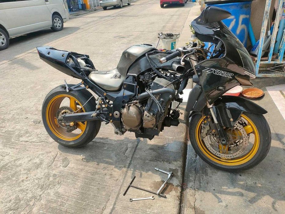 Kawasaki ZX-12R ninja piese pentru toate modele 2000 - 2006
