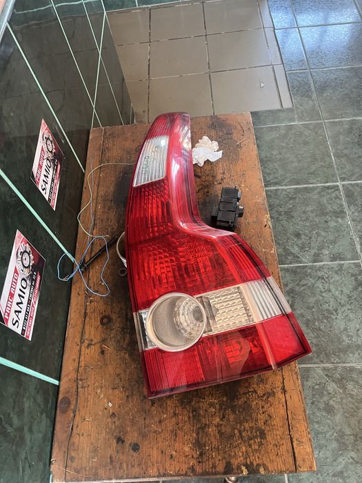 Stop volvo dreapta v50