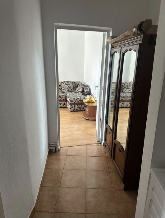 Garsoniera de închiriat