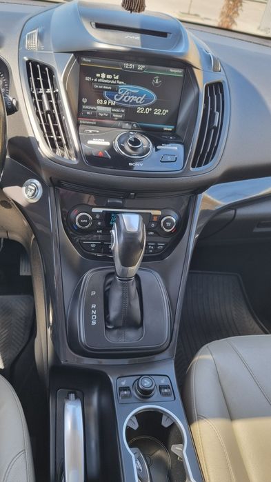 FORD KUGA 4×4 2.0 TDCI