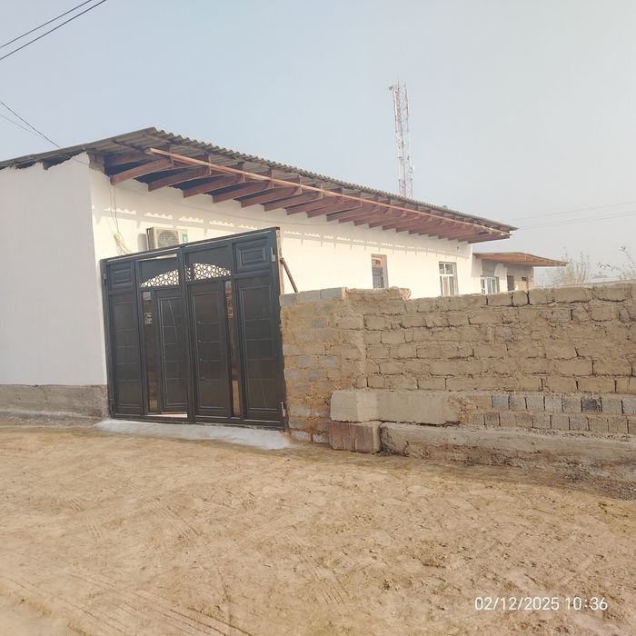 Chuqursoyda uy sotiladi