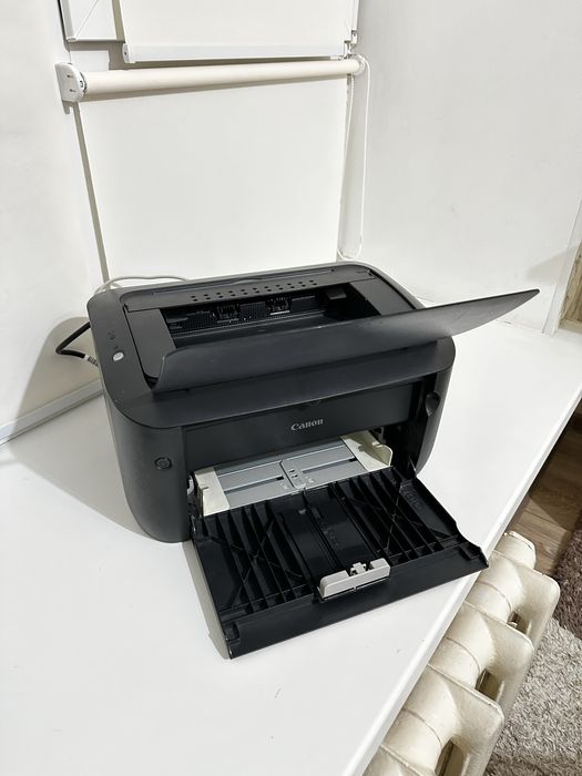 Продается принтер Canon LBP6030B