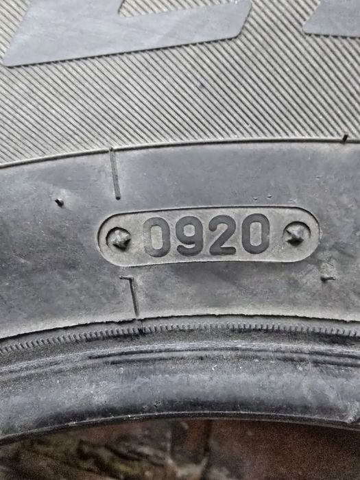 Продам шины 215/70  r16