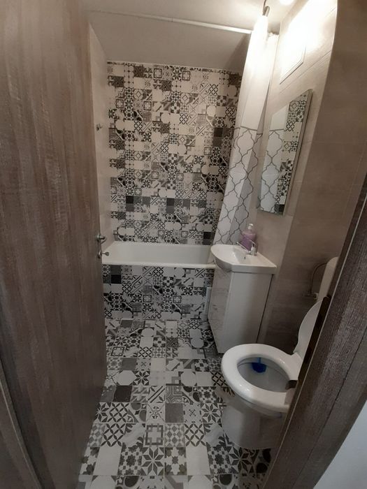 Garsoniera renovata titan metrou