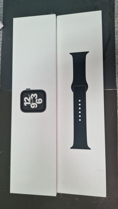 Apple watch SE 40mm Aluminium 2 Gen - за части