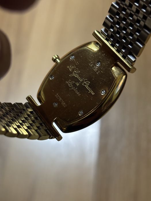 Продам часы Longines La Grande Classique Barrel