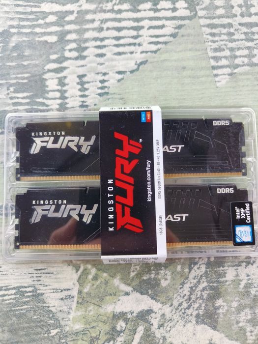 DDR 5  5600Mhz 2x8 kit Kingston Fury Beast