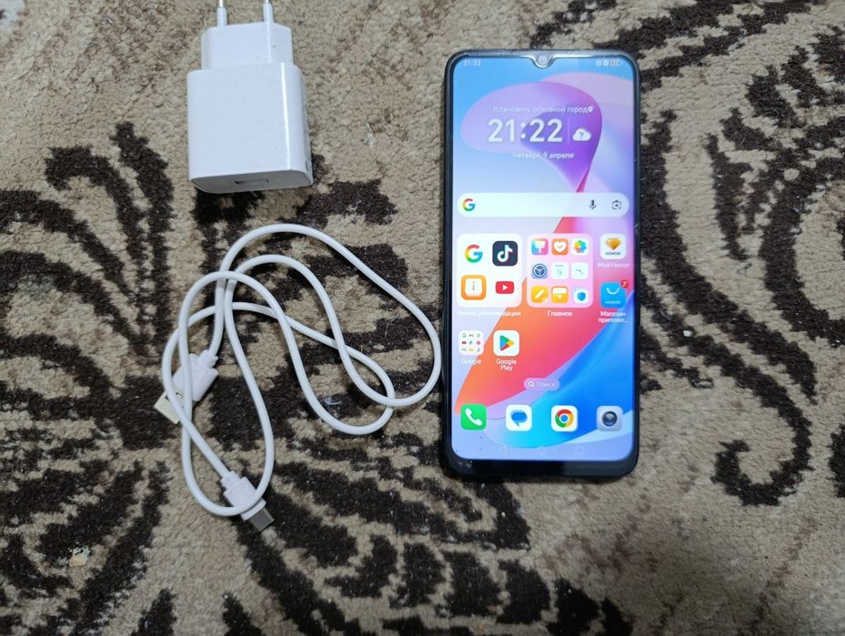 Honor x6a с заряткой