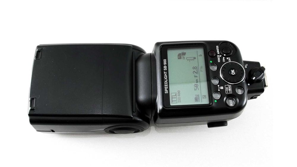 Продаю фототехнику Nikon FX в состоянии НОВОЙ! Минимальный пробег.