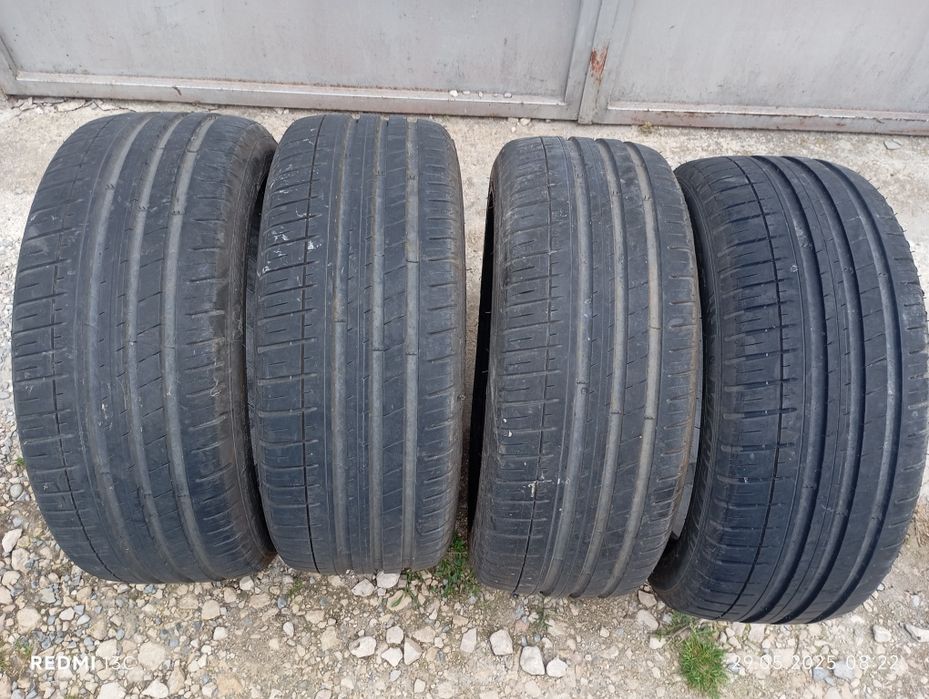 Летни гуми 215/45/16-8мм грайфер Мишелин