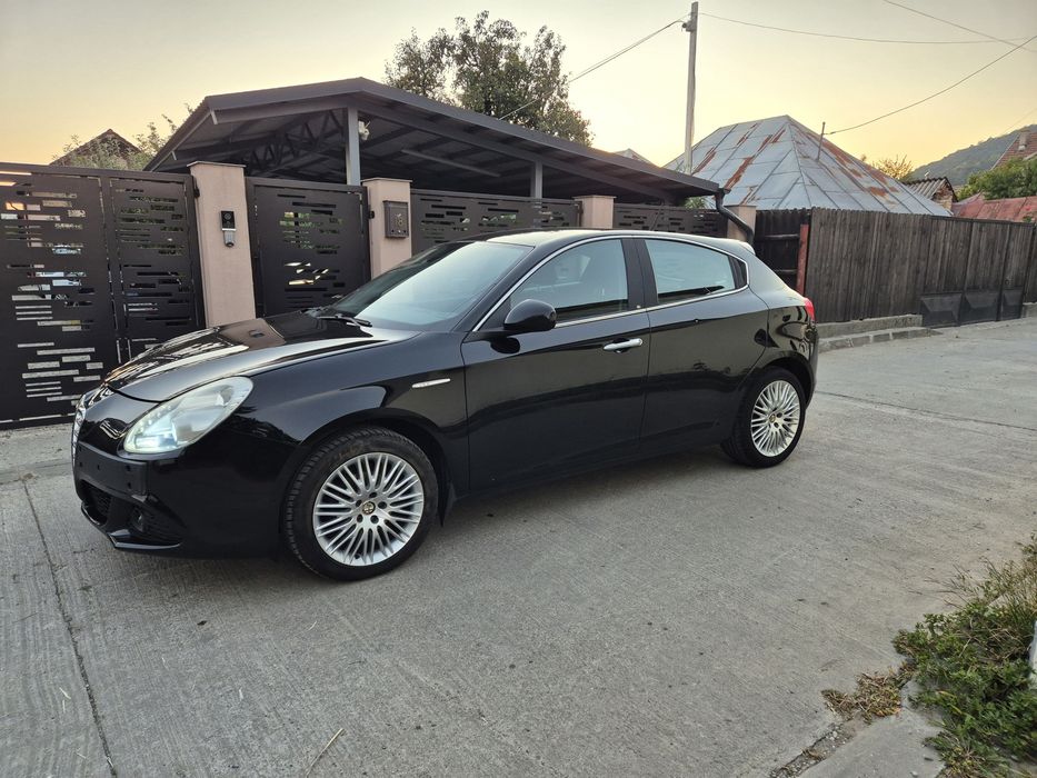 ALFA ROMEO Giulietta 2011 — imagine 2