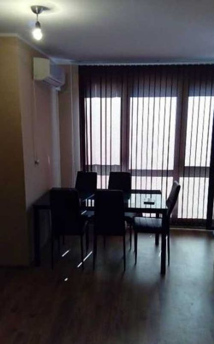 Дава се под наем Двустаен апартамент в София, Център - 75 кв.м за 450 € - Снимка #2