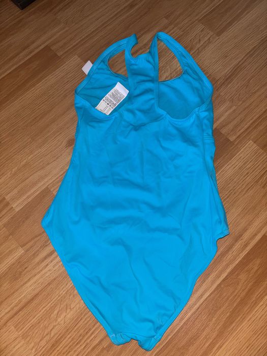 Costum de baie intreg
